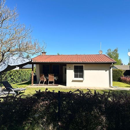 Bungalow am Dobbertiner See Bagian luar foto