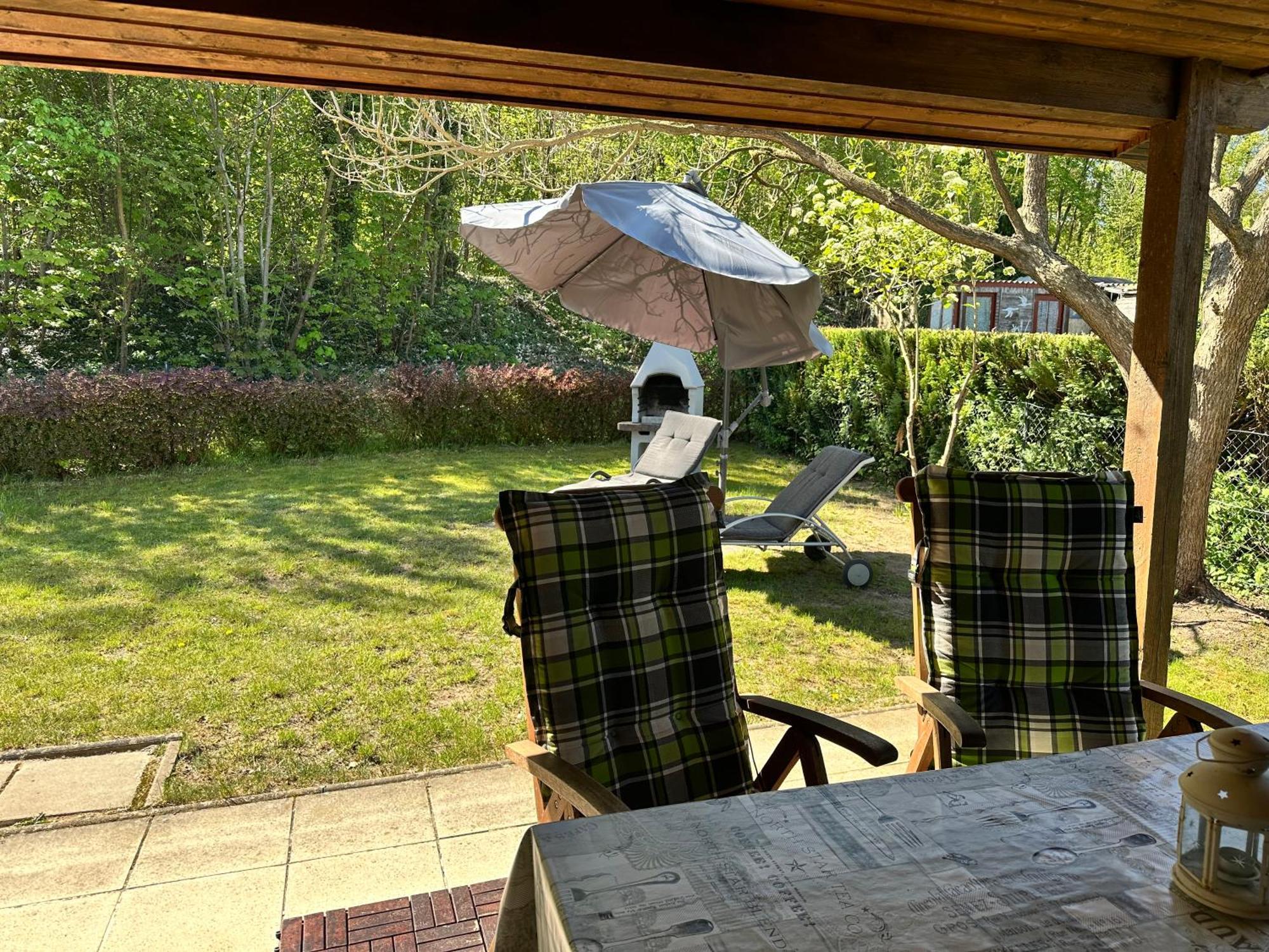 Bungalow am Dobbertiner See Bagian luar foto