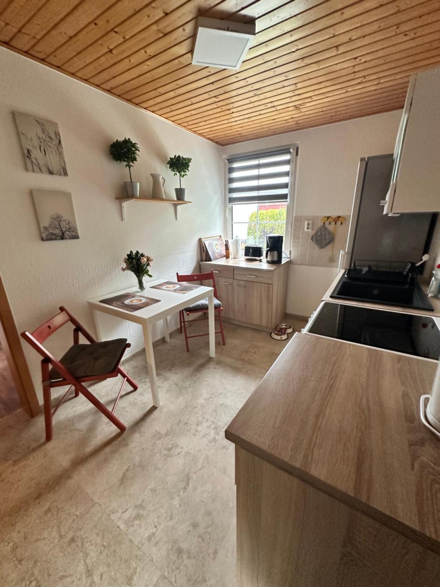 Bungalow am Dobbertiner See Bagian luar foto