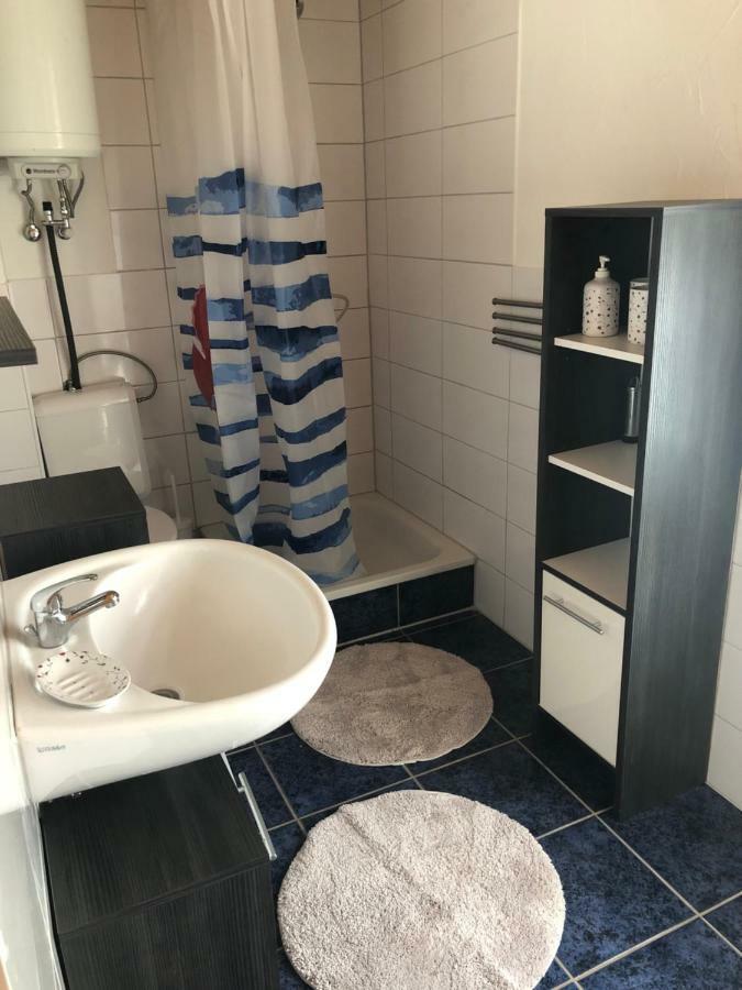 Bungalow am Dobbertiner See Bagian luar foto